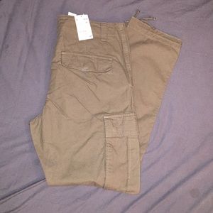 H&M’s LOGG Olive Green Cargo Pants
